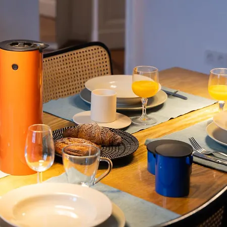 Appartement Chic Design 80 Sqm - Sleeps 6 - Metro 2 Min *