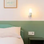 Chic Design 80 Sqm - Sleeps 6 - Metro 2 Min *